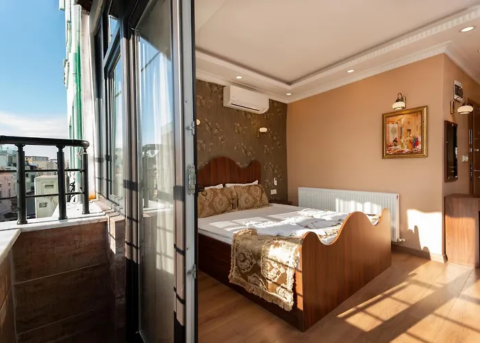 House Oldcity Hotel *